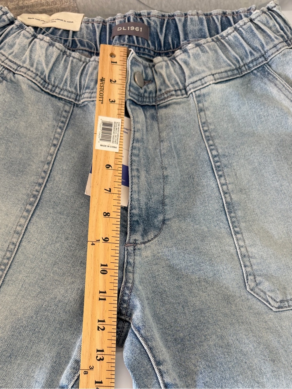 DL1961 Vintage Laura Super Light High Rise Jogger Jean 29 NWT - Picture 10 of 11